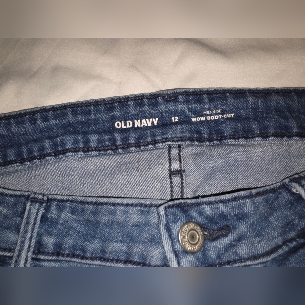 Classic Blue Women's Jeans‎ - Picture 2 of 4